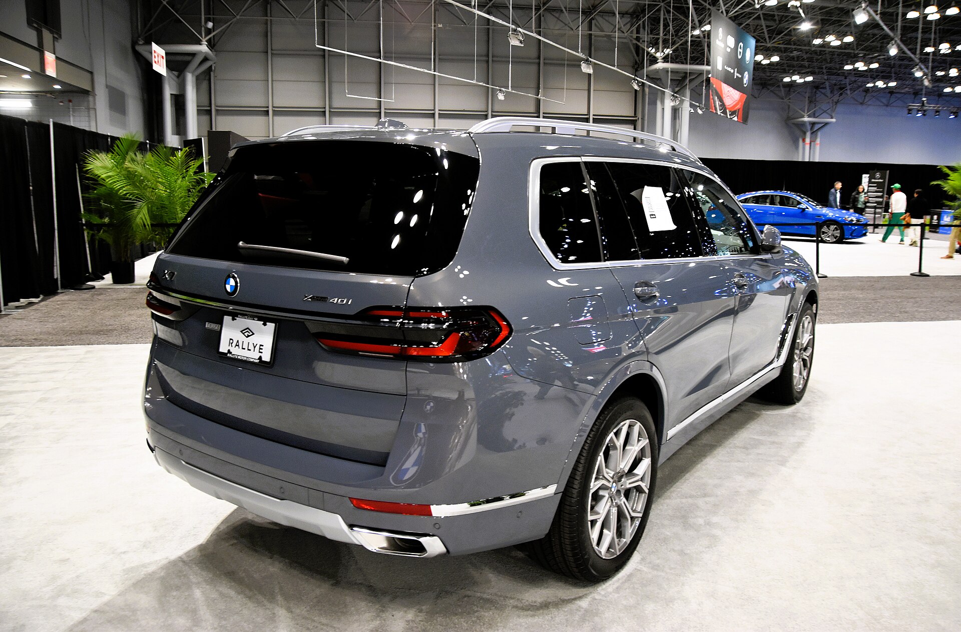 BMW X7 поколения G07